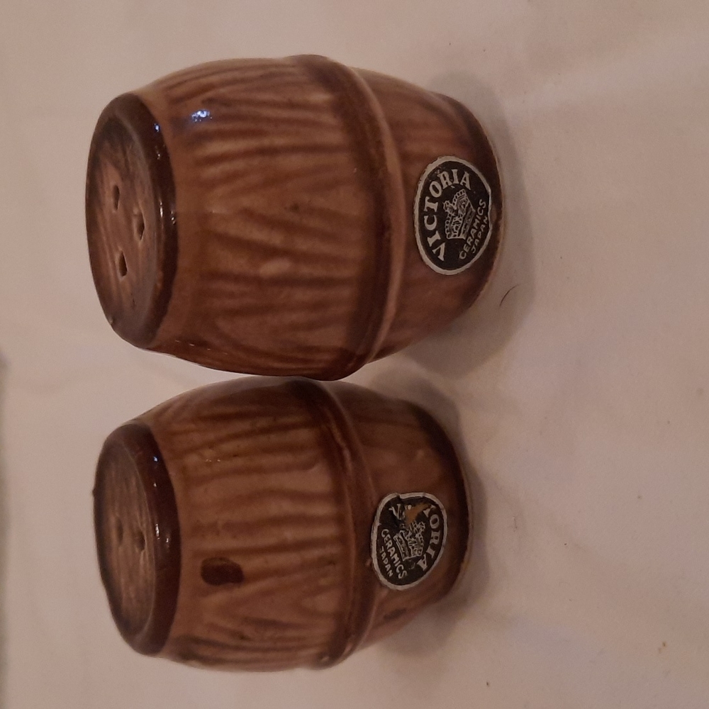 Vintage barrel salt and pepper shakers